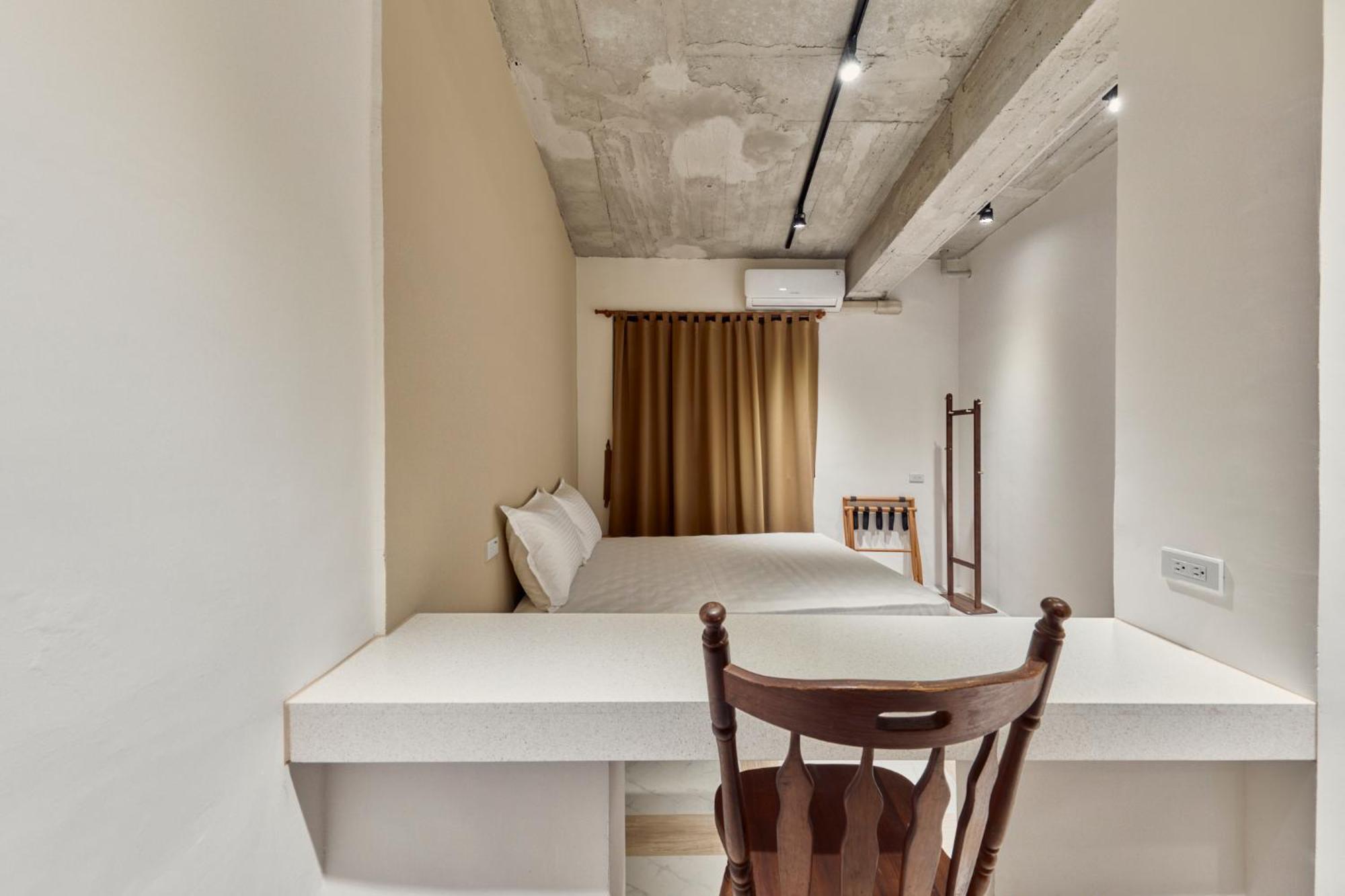 Sanhe Hotel Changhua City Exterior photo